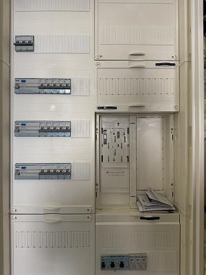 Elektro Voltage : Elektriker in Berlin | Elektriker Notdienst