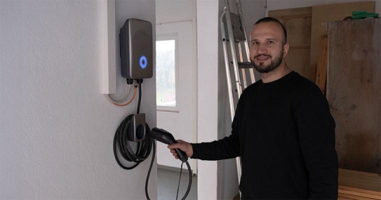 Elektro-Hells B. Rostami