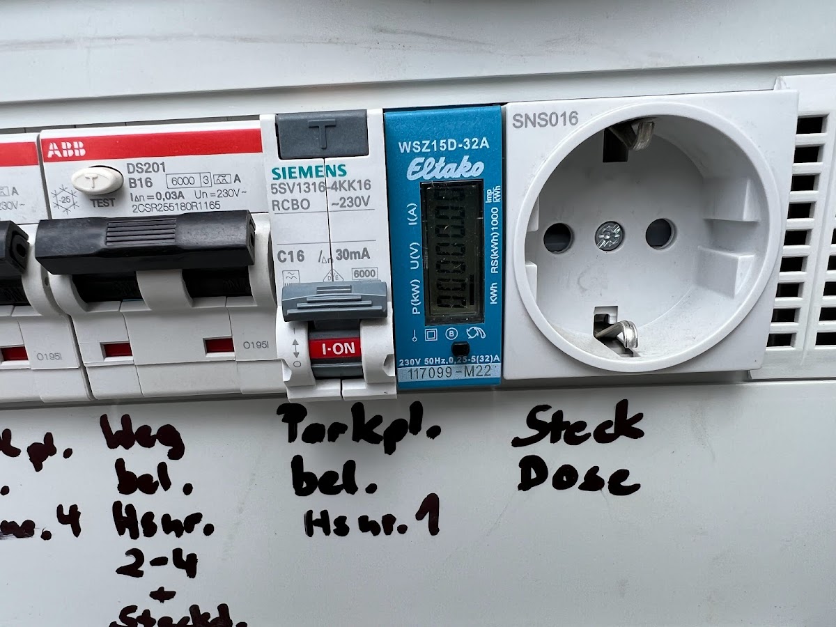 682c310d54038