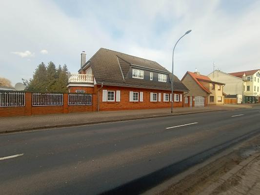 Plückhahn Antennen-Electronic