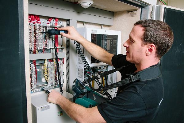 Elektro Schachtschneider