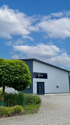 Neuwatt GmbH - Spezialisten für Photovoltaikanlagen