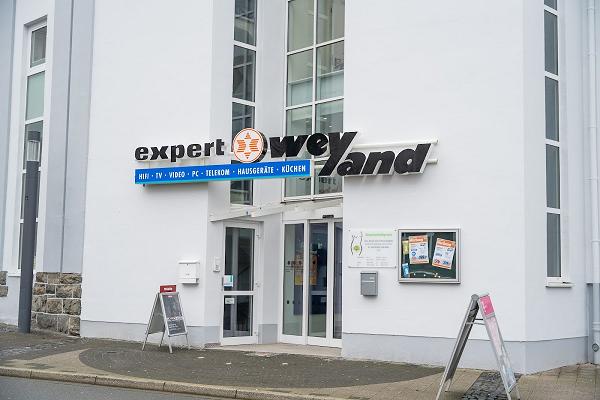 expert Weyand
