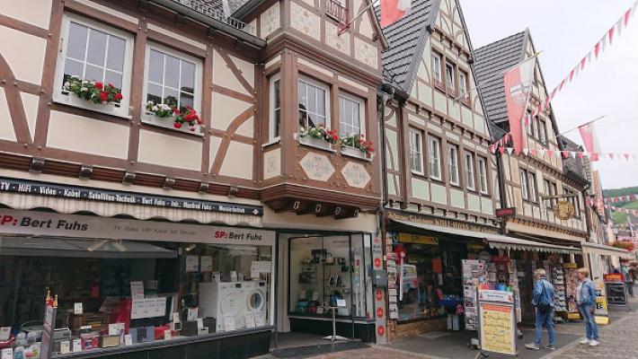 Bert Fuhs (ehemals), jetzt Firma Rüber Elektronik