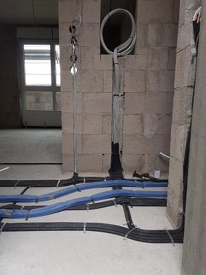 ELEKTRO LANGENBAHN