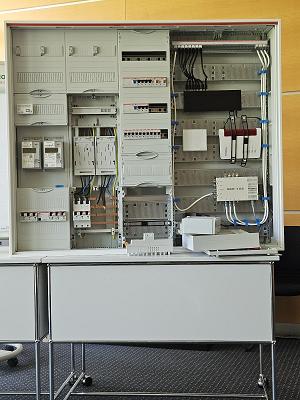 Elektromeister Nils Lohse