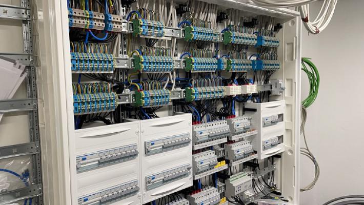 KB Elektrotechnik GmbH