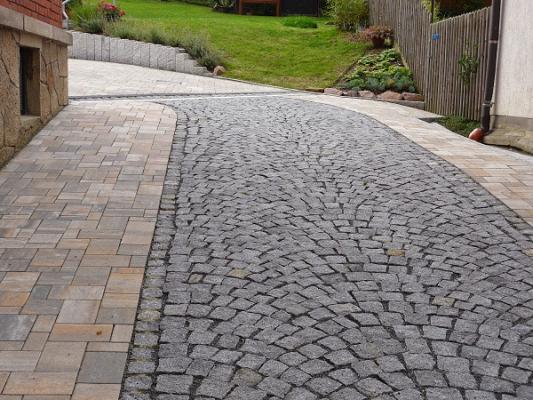 BG Bau & Schico ELT GmbH