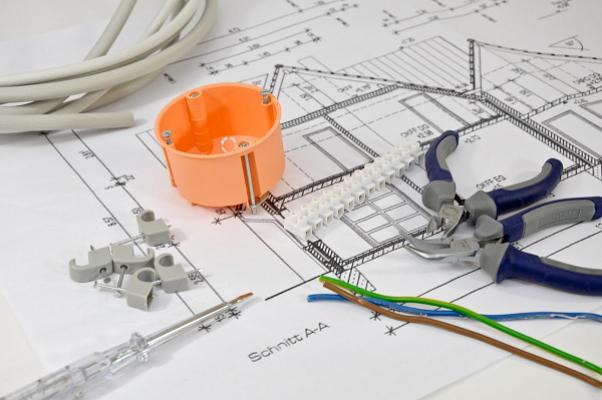 e:tec Dipl.- Ing. Alexander Pohle