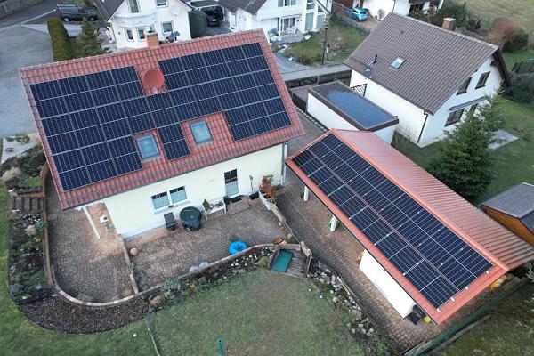 Christian Völkel Mach Volt Photovoltaikanlagen und Solaranlagen