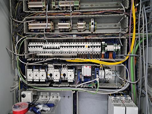 Hans Strom Elektrotechnik GmbH