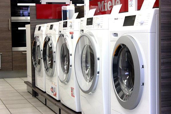 Artur Reiner Elektro - Beleuchtung - Hausgeräte